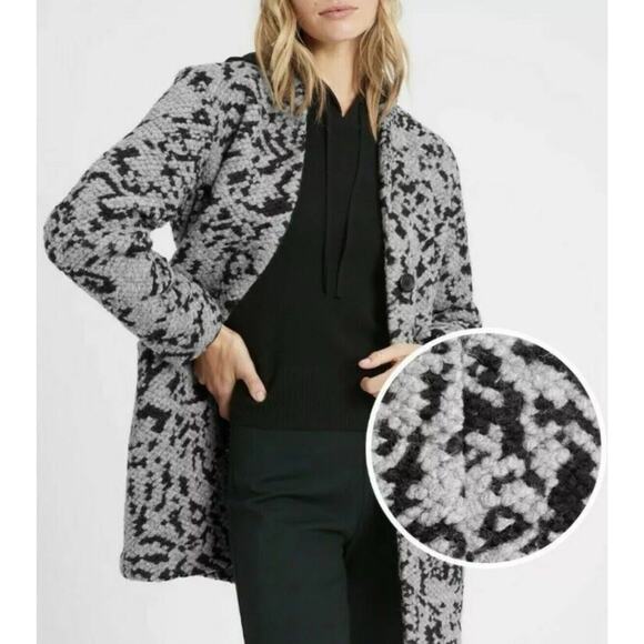 Banana Republic Jackets & Blazers - Banana Republic Car Coat Women’s Medium Knitted Sweater Black Gray Wool Blend